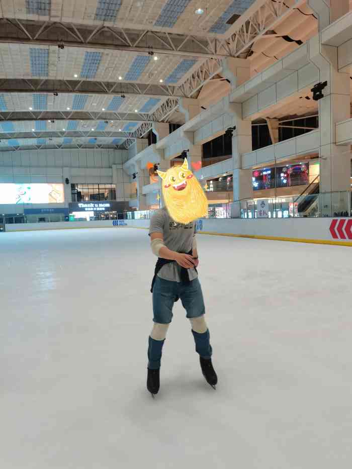 冠军溜冰场(中华城店)-"场地很大,环境很好,下次还会再来!