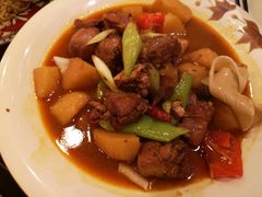 沙湾大盘鸡-西域盛宴烧烤新疆菜清真餐厅(古美店)
