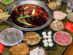 -黄潇洒老火锅(九眼桥宏济巷店)