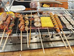 -哈尔滨小酒馆·鲜肉现穿自助烧烤(康新花园店)