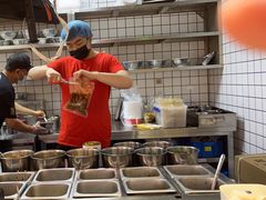 -魔都三兄弟酸辣粉·蘸卤炸串(虹桥万科店)