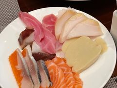 -万荟轩海鲜·粤式点心自助餐厅(蓝海风万怡酒店)