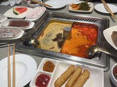 -海底捞火锅(曹安公路店)