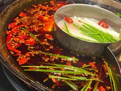 -渝涯重庆豆花老火锅(中赢国际店)