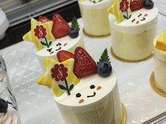 -花花卷卷·鲜食蛋糕(静安久光百货店)