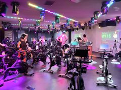 -TANGO LIVEHOUSE动感单车(巴黎春天店)