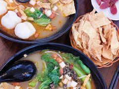 -柳大厨螺蛳粉(人民路总店)