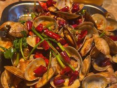 -喝丢一只鞋海鲜烧烤·海肠捞饭(东关街店)