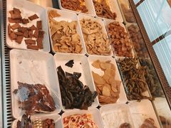 -绝味鸭脖(金顶西街店)