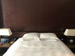 -广州天河希尔顿酒店