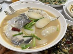 -健跳小海鲜(人民路店)