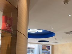 -瑞尔齿科(上海长风大悦城店)