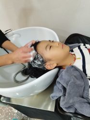 -DL HAIR SALON