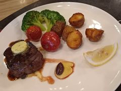 -WOLFGANG PUCK KITCHEN & BAR(迪士尼小镇店)