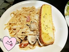 奶油蘑菇汁绘意大利面-绿茵阁(体育西分店)