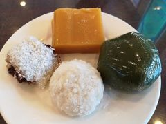 豌豆黄、椰蓉卷、艾窝窝、青团-护国寺小吃店(红莲南路店)