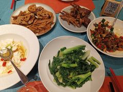 -潇湘华天大酒店-湘·悦美食街(芙蓉中路店)