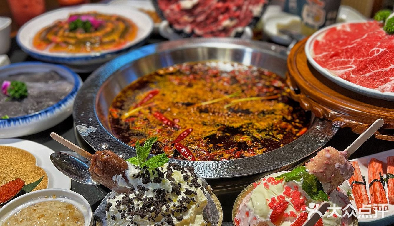 火锅店老板又在搞事情！粤式点心甜品和川味火锅混搭意外的好吃