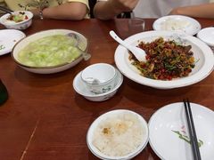 -湖南人家湘菜馆(镇江路店)