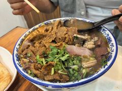 -叶新小吃店(来凤小区总店)