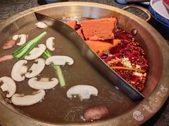 -小天鹅火锅·一线江景洪鼎旗舰店(洪崖洞店)