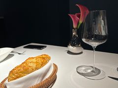自制蒜蓉面包-Oyster Talks 四度蚝法餐厅