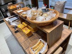 -沁屋面包店(人民东路店)