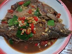 -老三样·美食研究中心(世贸路店)