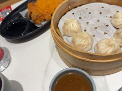 -馋三尺蟹粉小笼(人民广场店)