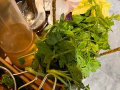 -一朵菌·野生菌探索家火锅(南亚店)