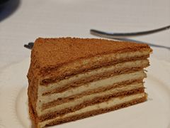 -马克西姆俄罗斯餐厅(通亚街店)