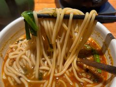 小锅米线-云海肴·汽锅鸡·云南代表菜(美罗城店)