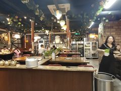 自助取餐区-·缸桶屋·韩式牛肋条自助烤肉(西湖D11店)