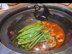 -山河屯铁锅炖·非遗东北菜(南山店)