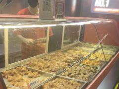 -满巍明生炸鸡架(杭州来福士店)
