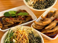 -二孃鸡爪爪(东郊记忆店)