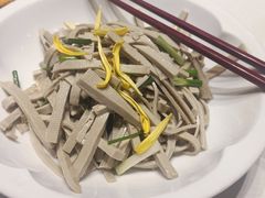 -鹊华居·地道鲁菜·海鲜·融合味(大明湖店)