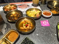 -草家酱蟹炭火烤肉店(珲春南路二店)