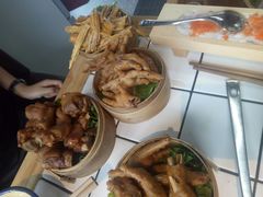 -瓜西西重庆火锅(花溪店)