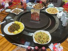 -人民公社铁锅炖·东北菜(卫国道店)