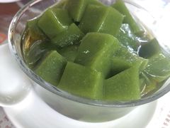 翡翠凉粉加蜂蜜-周大娘牛乳(旧寨古村总店)