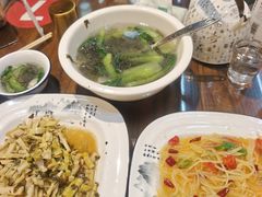 -缘来聚·徽菜名店(黄山宏村店)