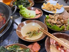 -重庆故事姊妹老火锅(财经学院店)