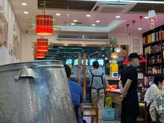 -地锅公社·现炒地锅鸡·地锅鱼·夜宵(罗锦路店)
