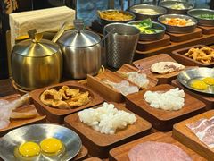 -银米·云南传统过桥米线(双廊黑金冠店)