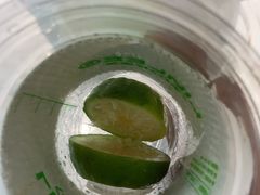 -LINLEE林里·手打柠檬茶(普陀新邻天地店)