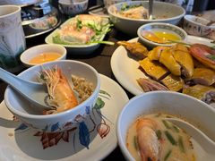 -大头虾越式风味餐厅(光明广场店)