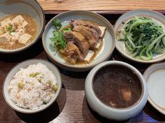 -山食间·中式营养轻餐(保利时光里店)