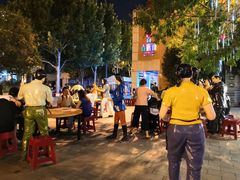 -吉庆街美食广场