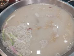 -老来福·非遗酸汤兔(凯旋路店)
